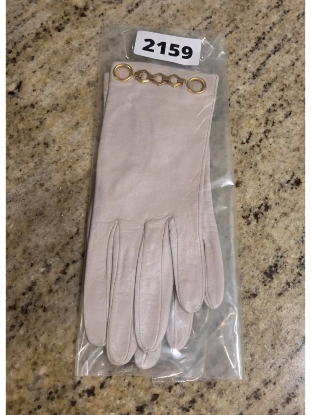 Vintage Womens Size S Beige Leather Gloves Gold Tone Chain Wrist